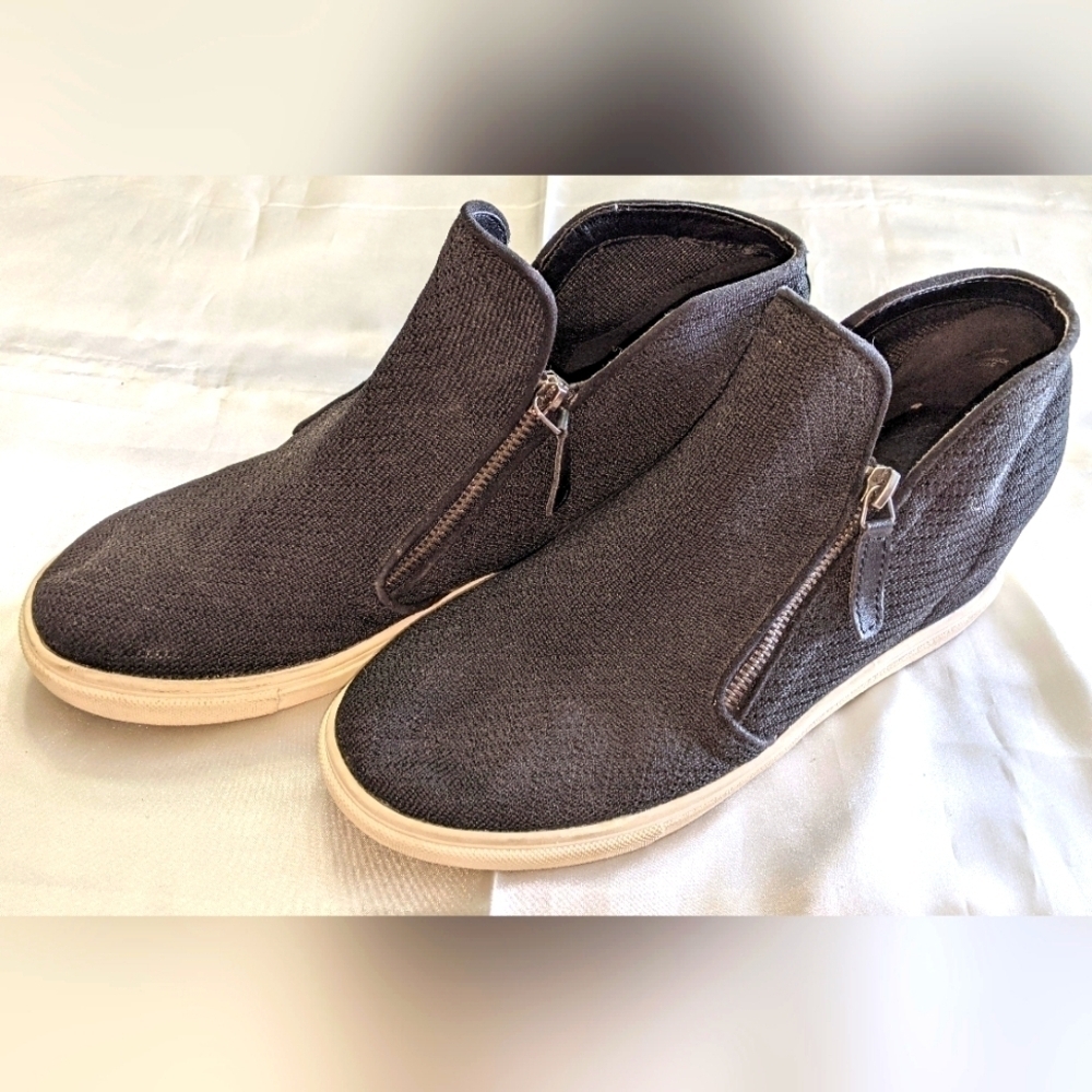 Madden Girl Preston Wedge Sneakers Black Women's Size 10M Double Side Zippers